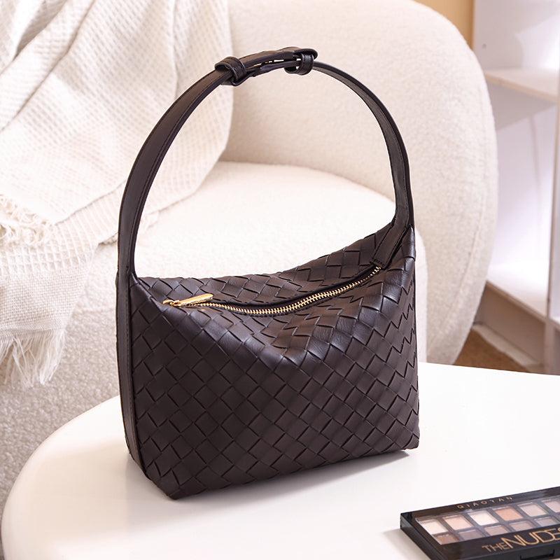 【Leah】Colorful Woven Texture Handheld Bags: Endless Style Possibilities for You