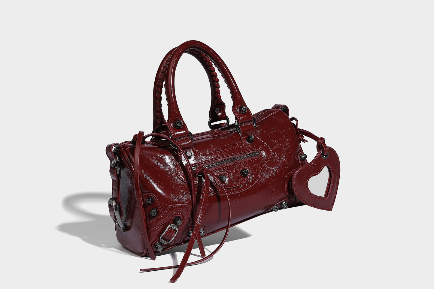 【Leah】Chic Glossy Elegance: Lacquer leather shoulder bag in Four Stunning Colors